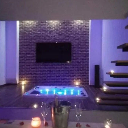 Magnifique Loft Avec Jacuzzi Et Sauna Privatif Ferriere-la-Grande Exterior photo