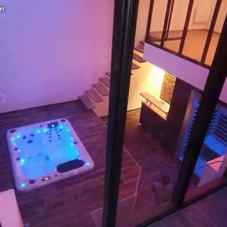 Magnifique Loft Avec Jacuzzi Et Sauna Privatif Ferriere-la-Grande Exterior photo