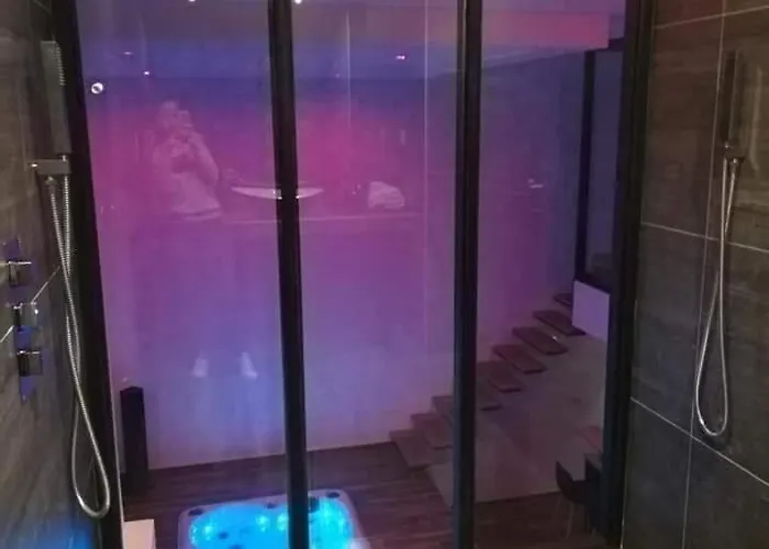 Magnifique Loft Avec Jacuzzi Et Sauna Privatif