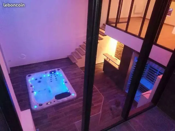 Magnifique Loft Avec Jacuzzi Et Sauna Privatif