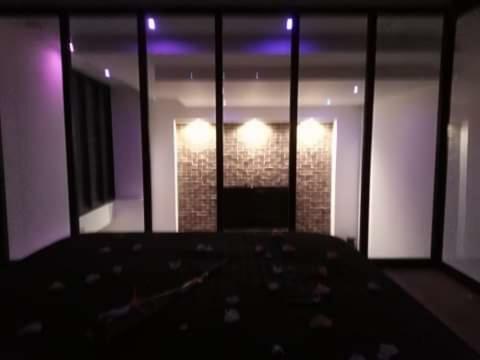 Magnifique Loft Avec Jacuzzi Et Sauna Privatif Apartment *